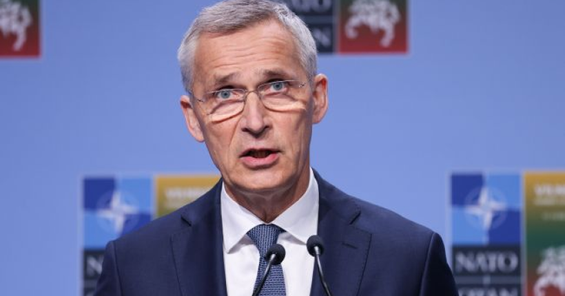 Країни НАТО мають достатньо систем ППО, якими можна поділитися з Україною - Столтенберг