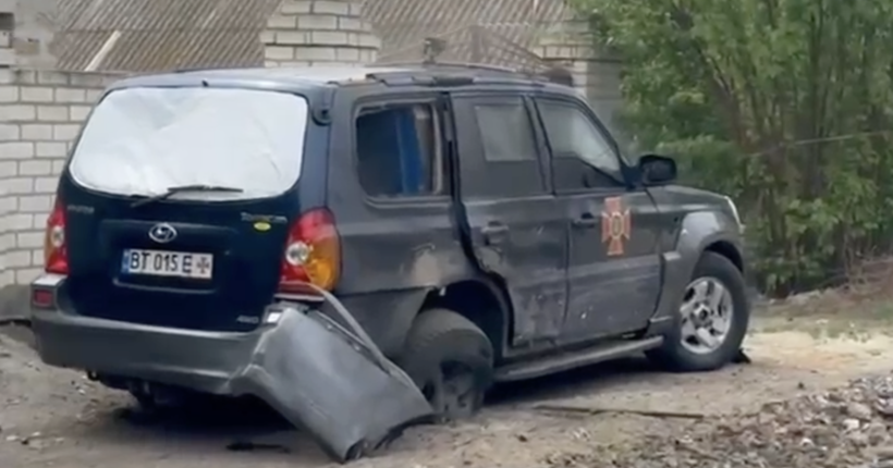 На Херсонщині окупанти підступно атакували рятувальників, які прибули на виклик