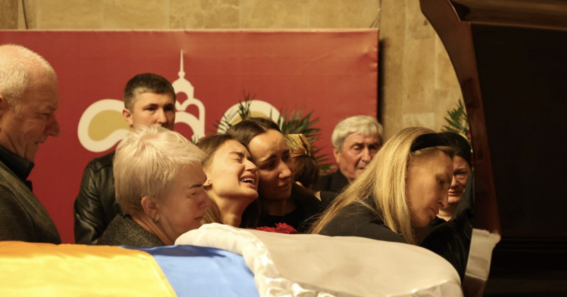 У Харкові попрощалися з поліцейським, який загинув під час атаки 