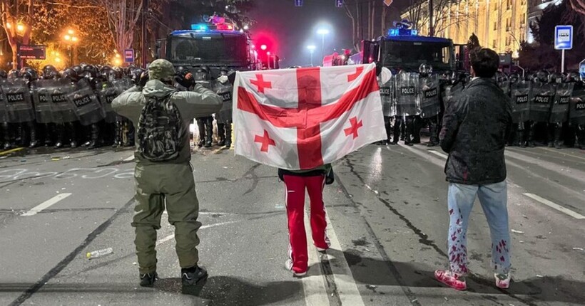 У Тбілісі цієї ночі на протестувальників напали 