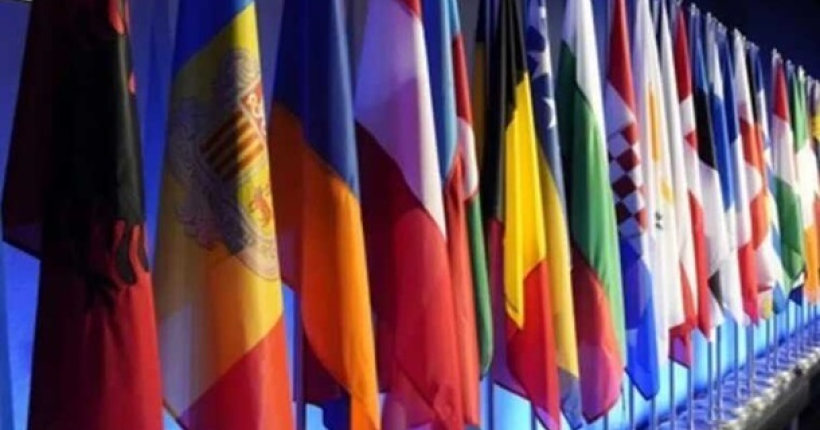 Подоляк про можливу комунікацію з росією щодо перемовин: Давайте дочекаємось саміту Миру