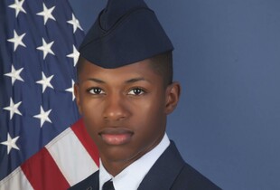 Копи у США переплутали квартиру та помилково застрелили американського пілота