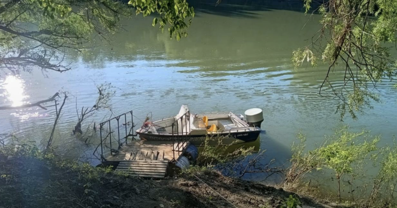Прикордонники дістали з Тиси тіло 42-річного чоловіка (відео)