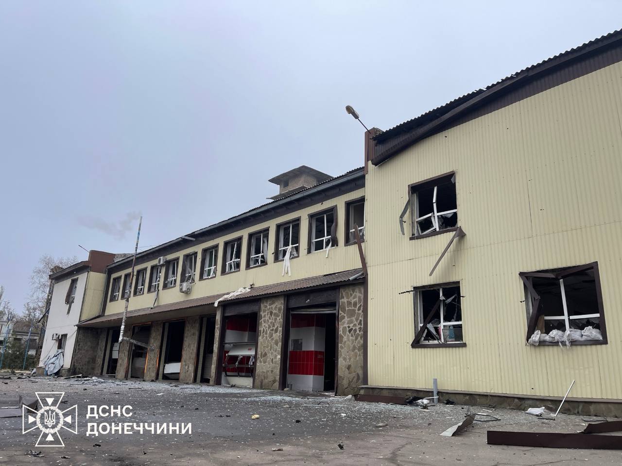 росіяни вдарили по ДСНС
