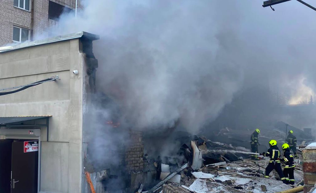 В Києві на заводі пролунав вибух