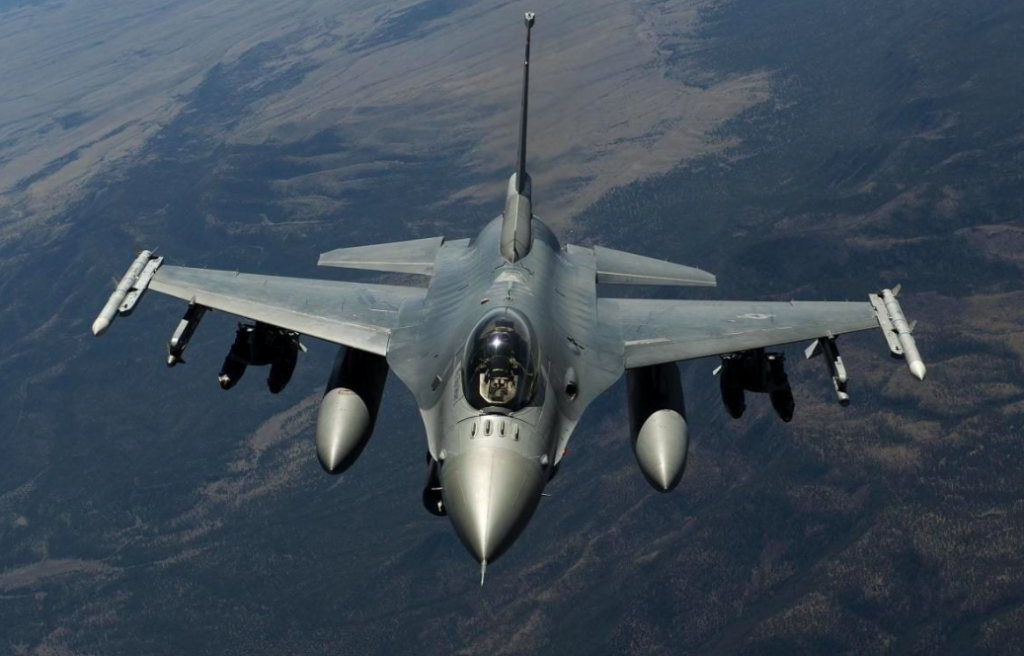 Україна попросила в Нідерландів винищувачі F-16