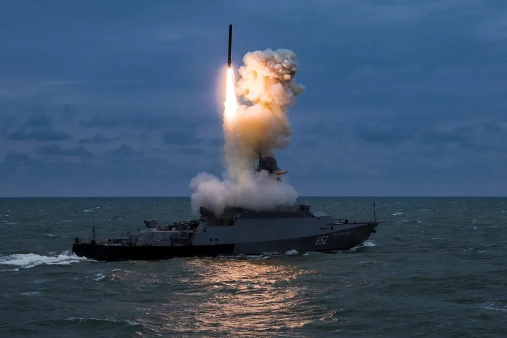 У Чорному морі перебувають кораблі рф