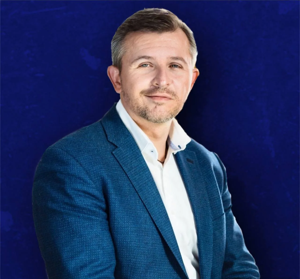 Автор Анатолій Амелін